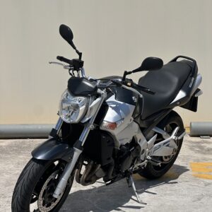 Suzuki GSR 600 Naked 2008