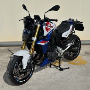 BMW F 900 R 2023 A2 FULL EXTRAS